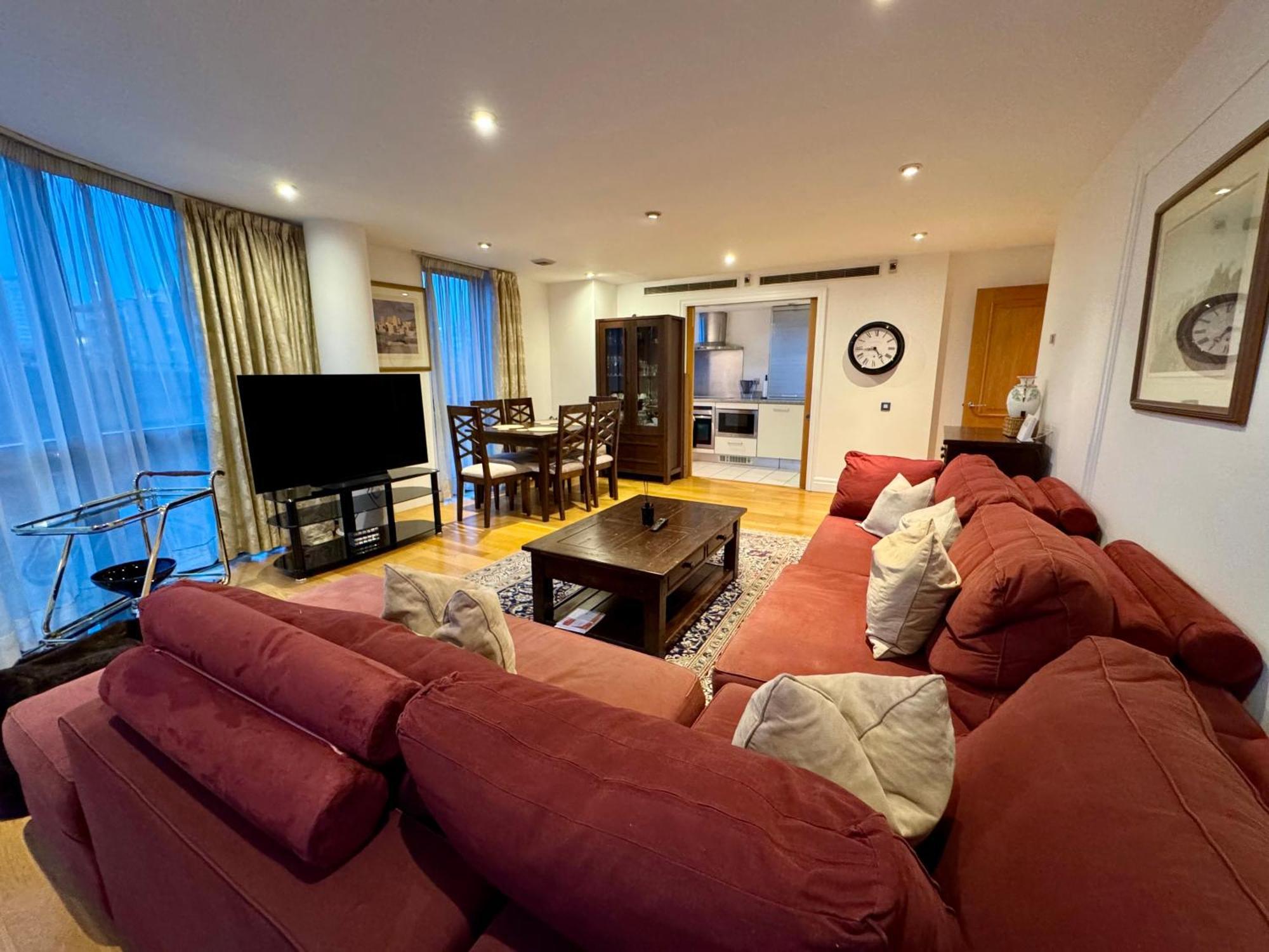 Paddington Lake Side 2bed 2bath Appartamento *